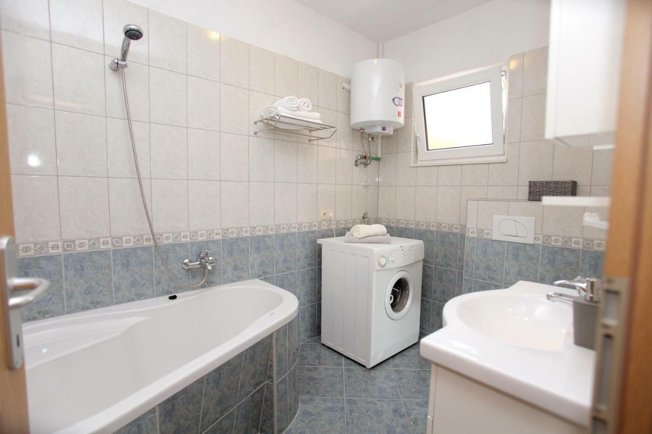 Mia Apartment Trogir Exterior photo